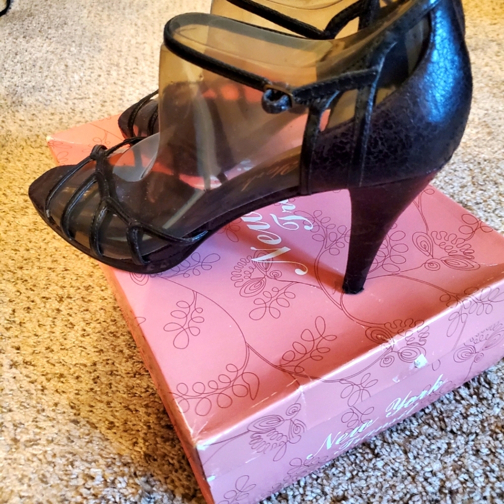 Women's sandals